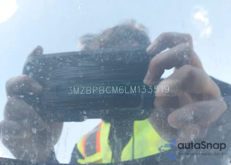 2020 Mazda Mazda3 Select Package из США, поврежденный, VIN 3MZBPBCM6LM133519